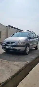 Opel Zafira, 2002-2