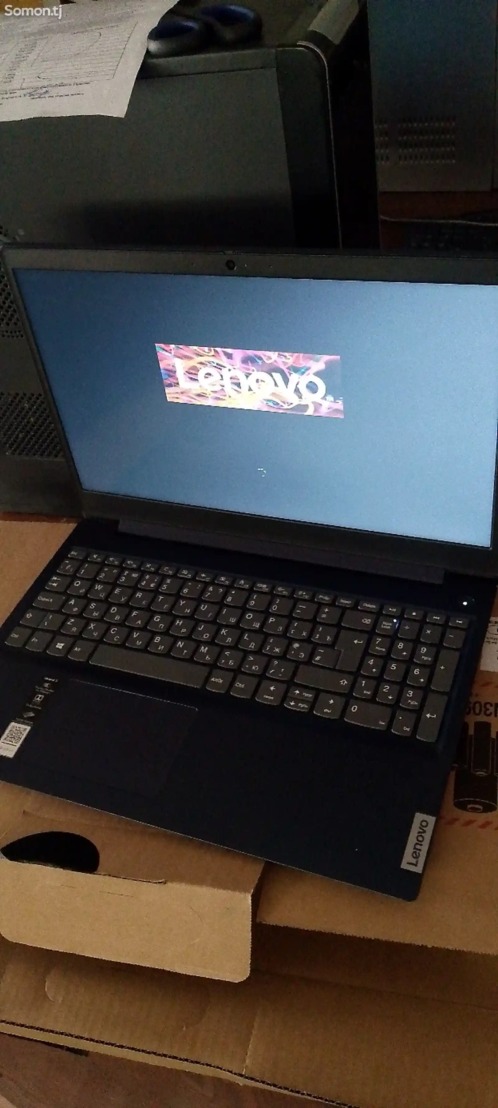 Ноутбук Lenovo-1