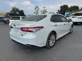 Toyota Camry, 2018-7