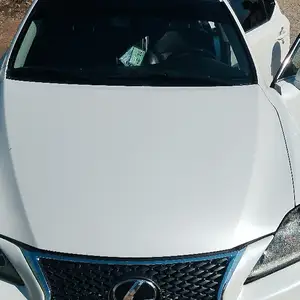 Lexus IS series, 2008