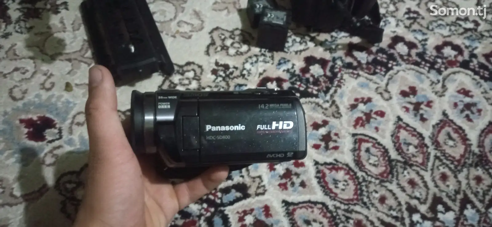 Видеокамера Panasonic-1