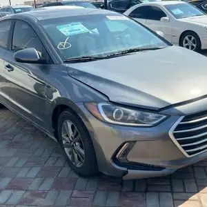 Hyundai Elantra, 2018