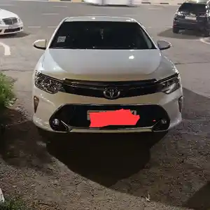 Toyota Camry, 2017