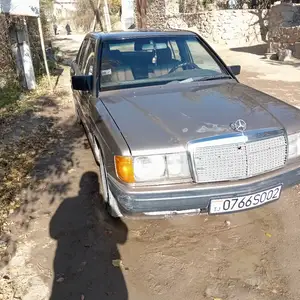 Mercedes-Benz W201, 1992