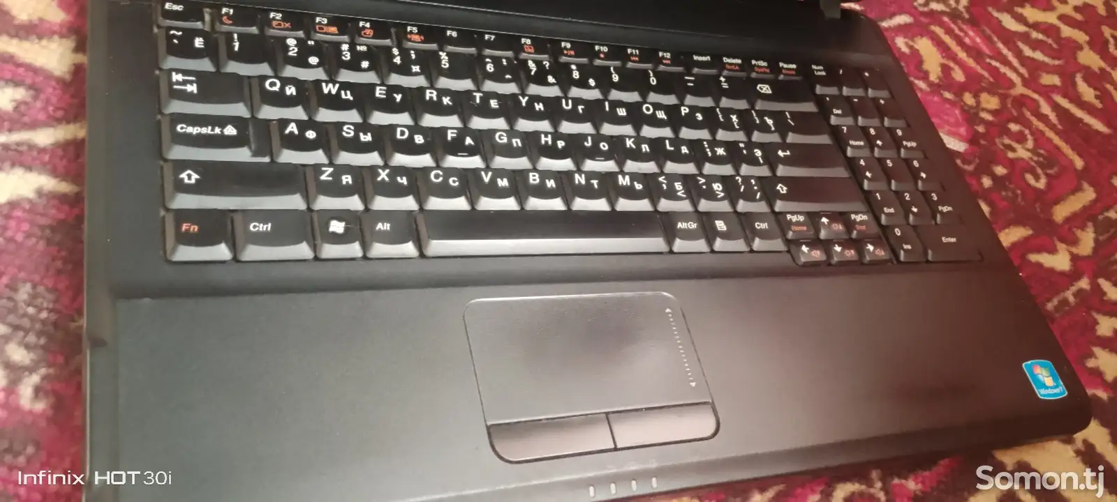 Ноутбук Lenovo-1