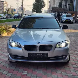 BMW 5 series, 2011