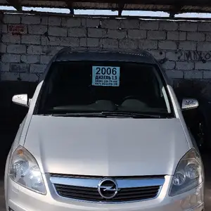 Opel Zafira, 2006