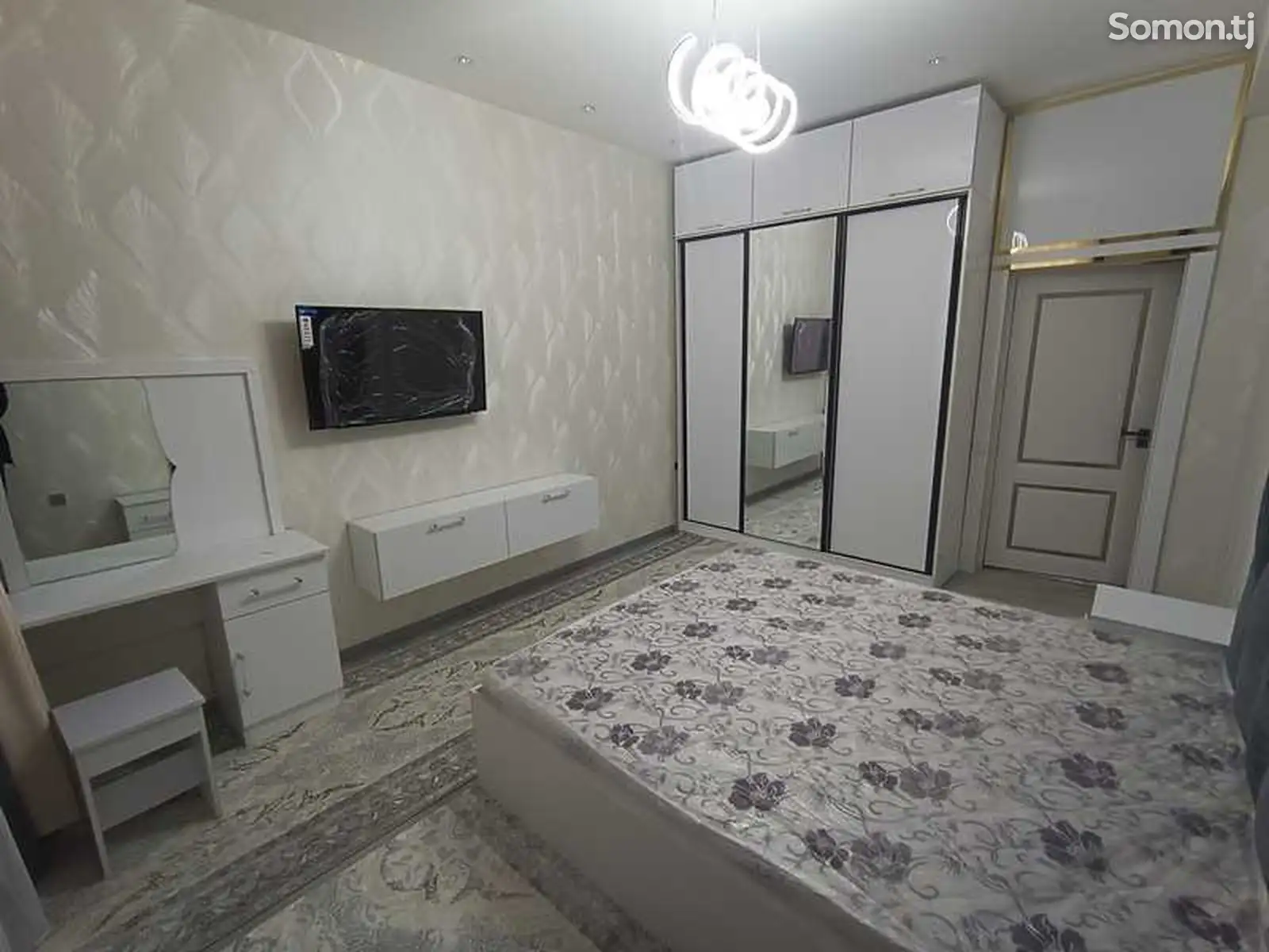 3-комн. квартира, 8 этаж, 94м², Зелёный базар-1