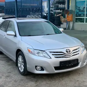 Toyota Camry, 2011