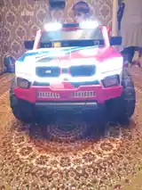 Детская машинка BMW 4x4-5