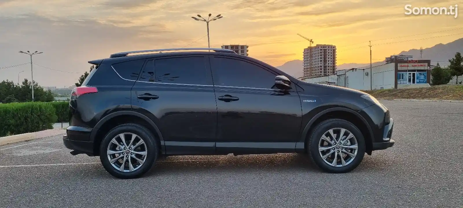 Toyota RAV 4, 2018-8