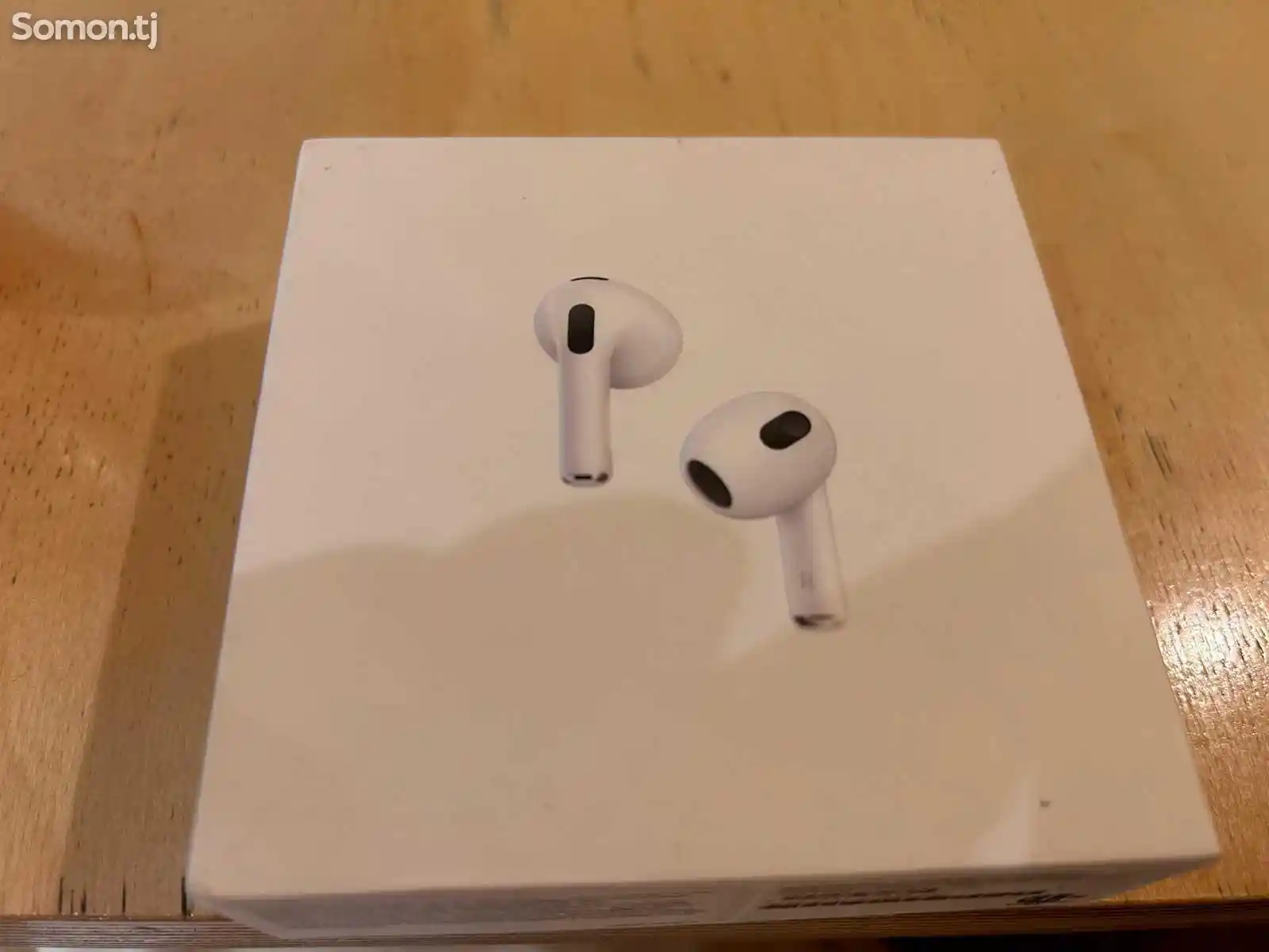 Беспроводные наушники Apple AirPods-1