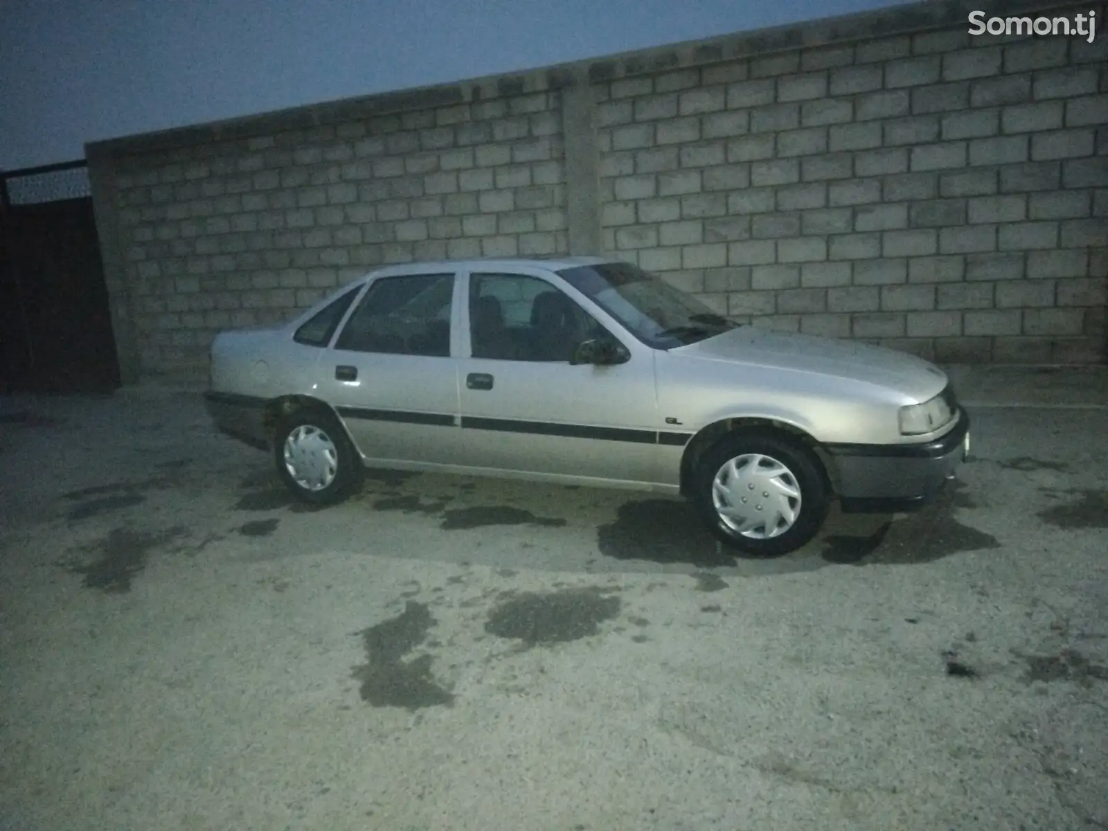 Opel Vectra A, 1992-1