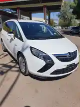 Подлокотник от Opel Zafira C-6