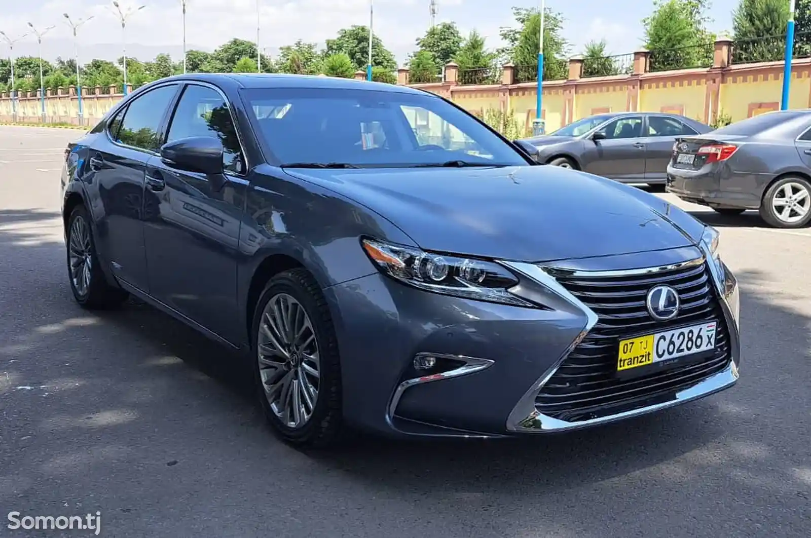 Lexus ES series, 2015-2