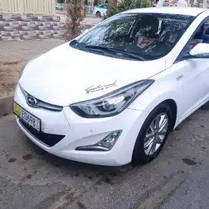 Hyundai Avante, 2015