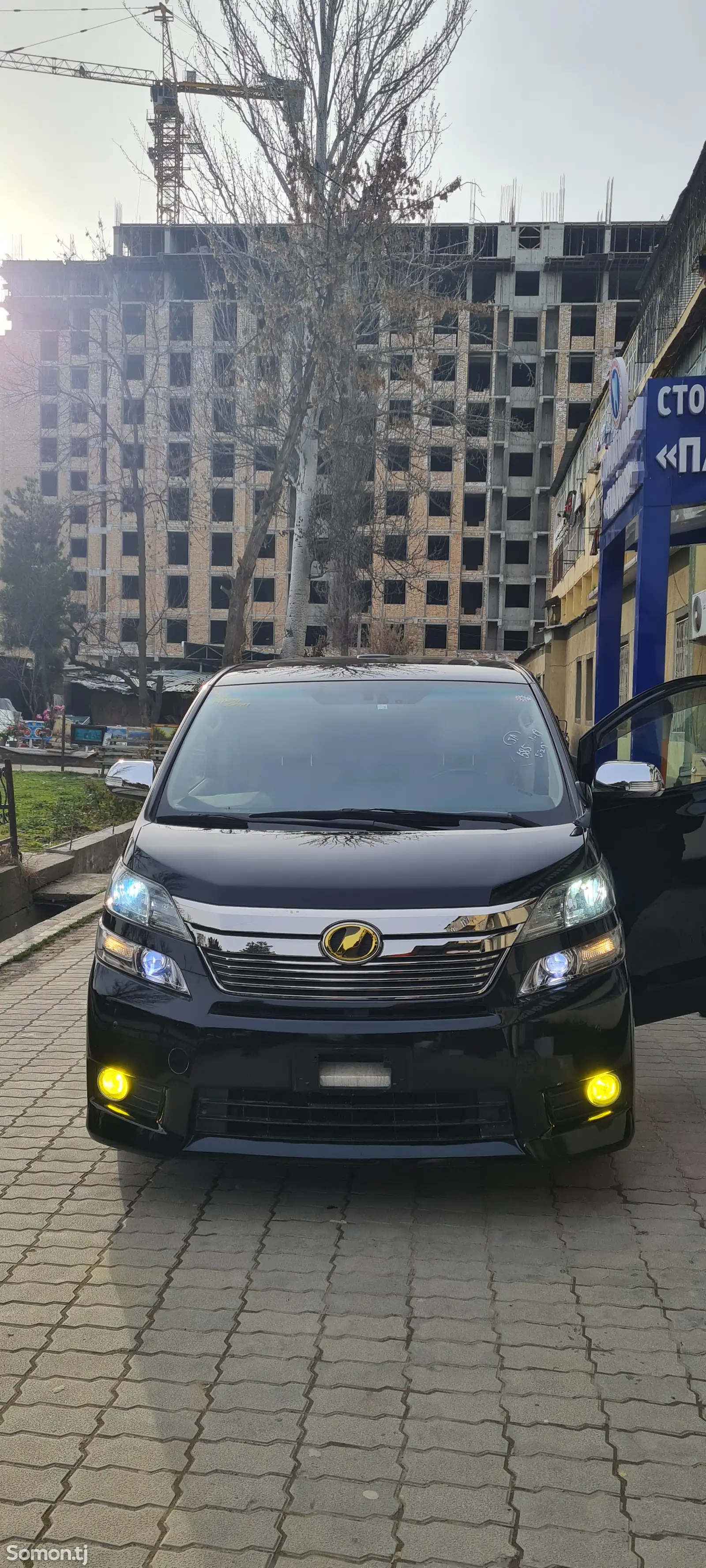 Toyota Vellfire, 2014-1