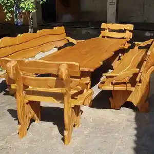 Стол и стулья для сада