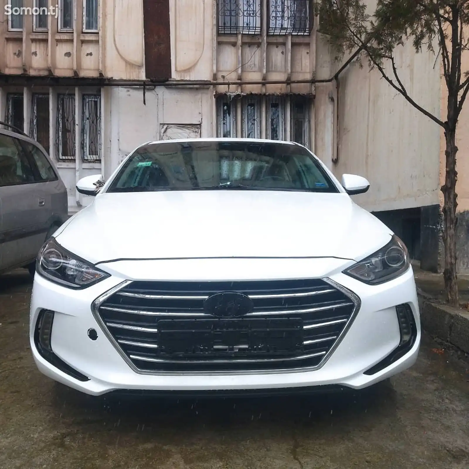 Hyundai Elantra, 2017-1