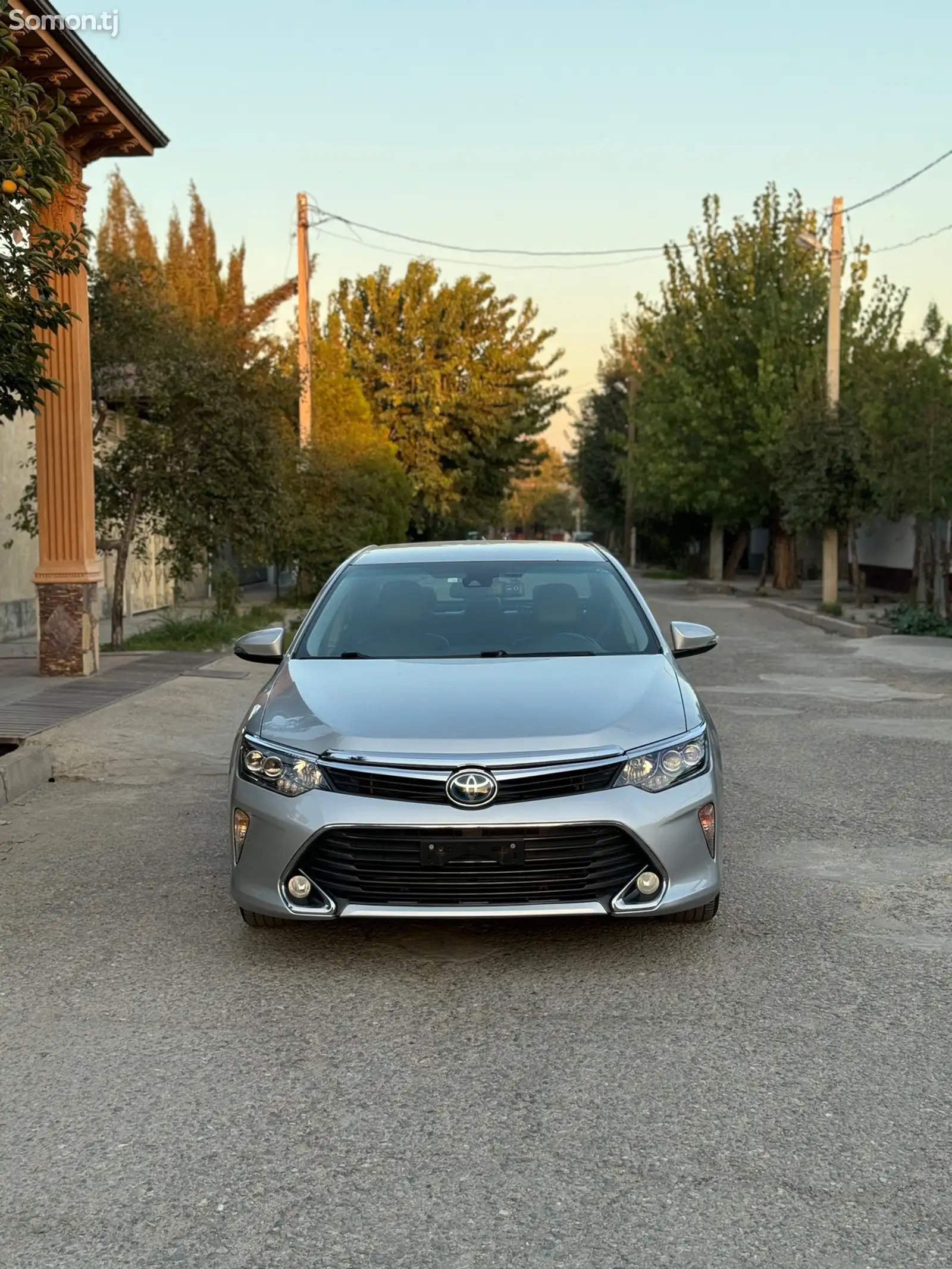 Toyota Camry, 2016-3