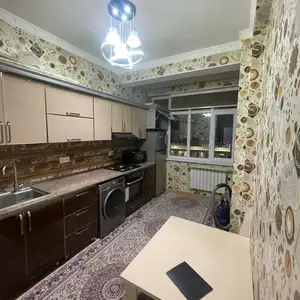 2-комн. квартира, 9 этаж, 70м², Профсоюз