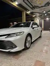 Toyota Camry, 2018-5