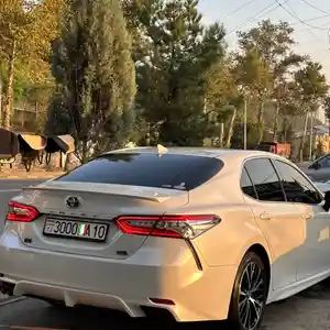 Toyota Camry, 2020