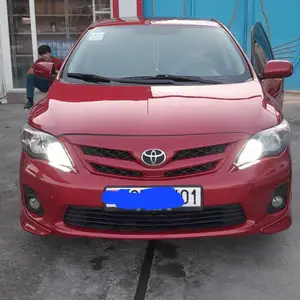 Toyota Corolla, 2013