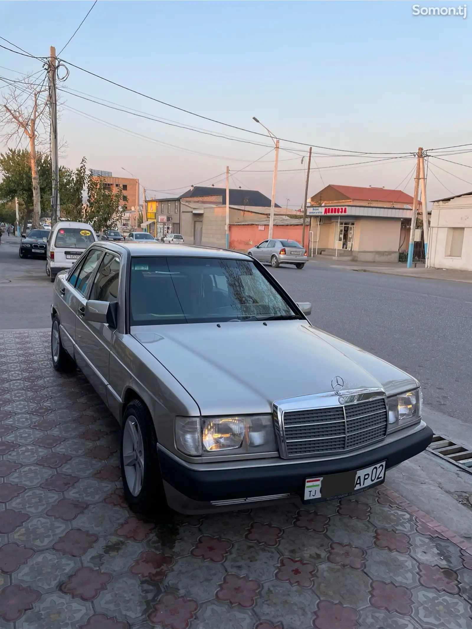 Mercedes-Benz W201, 1991-1