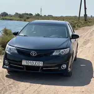 Toyota Camry, 2013