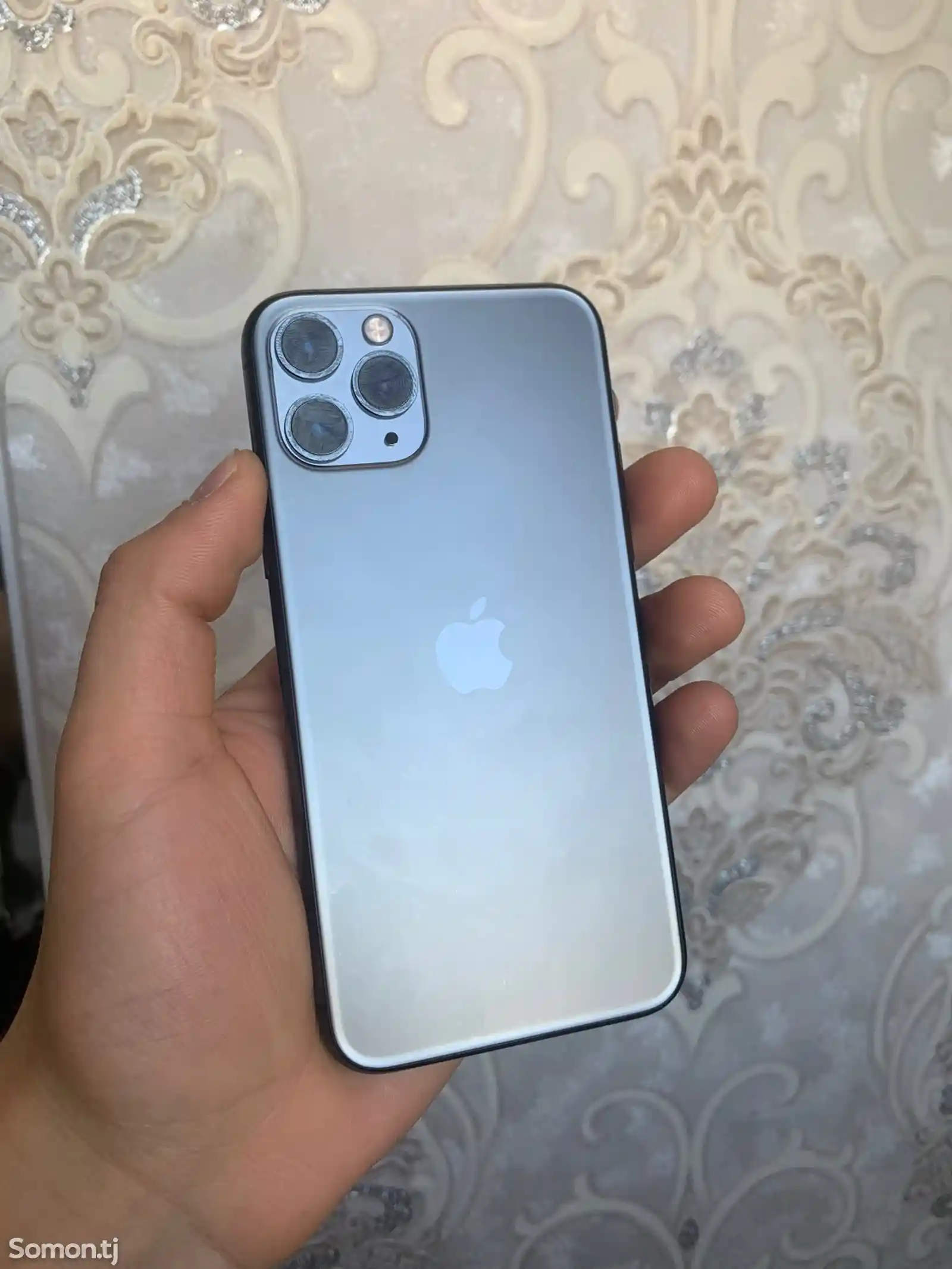 Apple iPhone 11 Pro, 256 gb, Silver-1