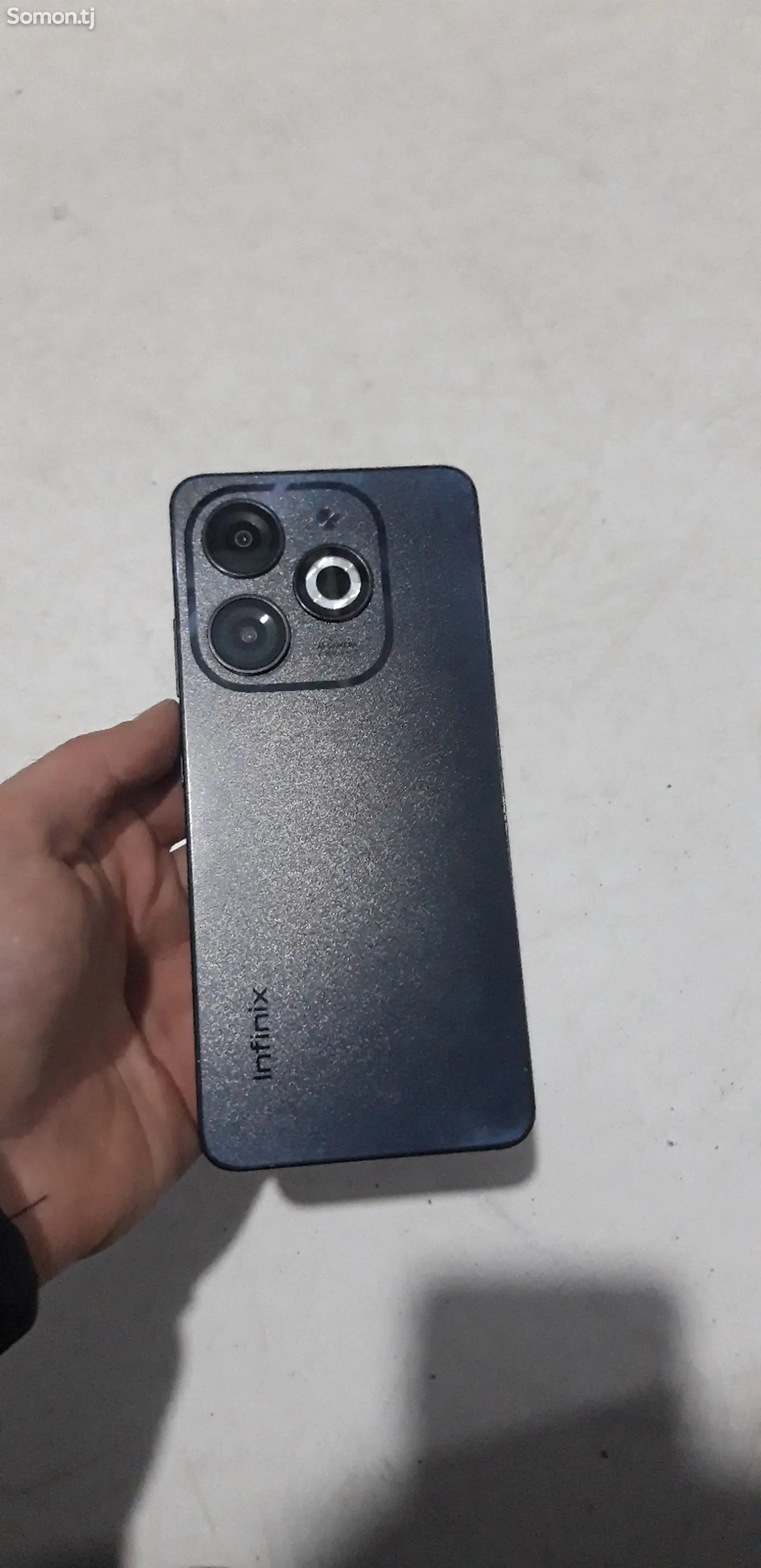 Infinix smart 8-1