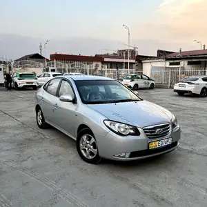 Hyundai Avante, 2010