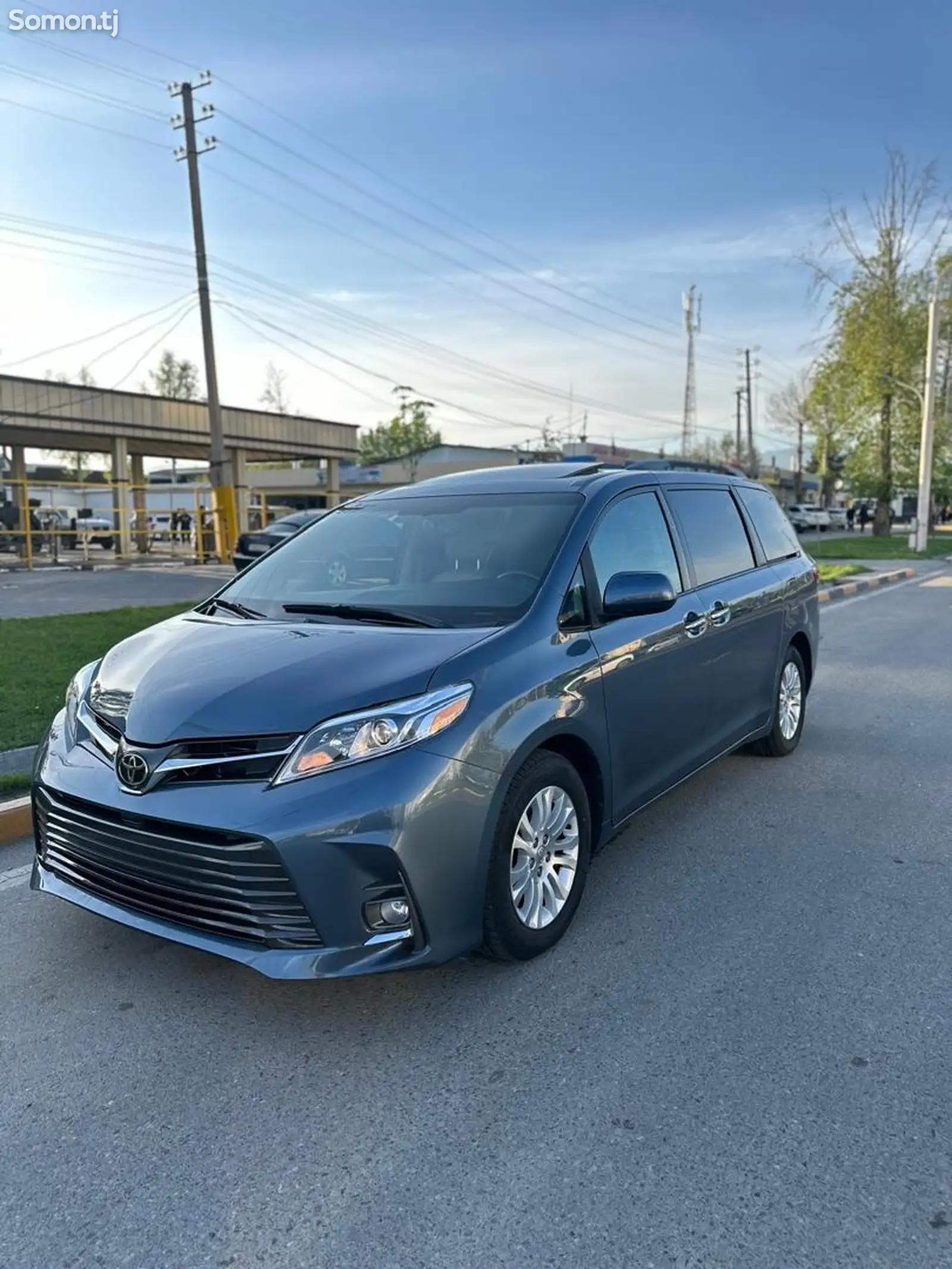 Toyota Sienna, 2016-1