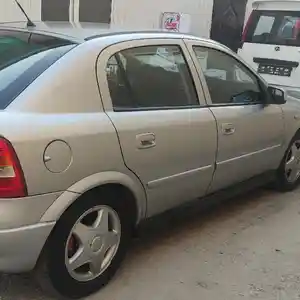 Opel Astra J, 1999