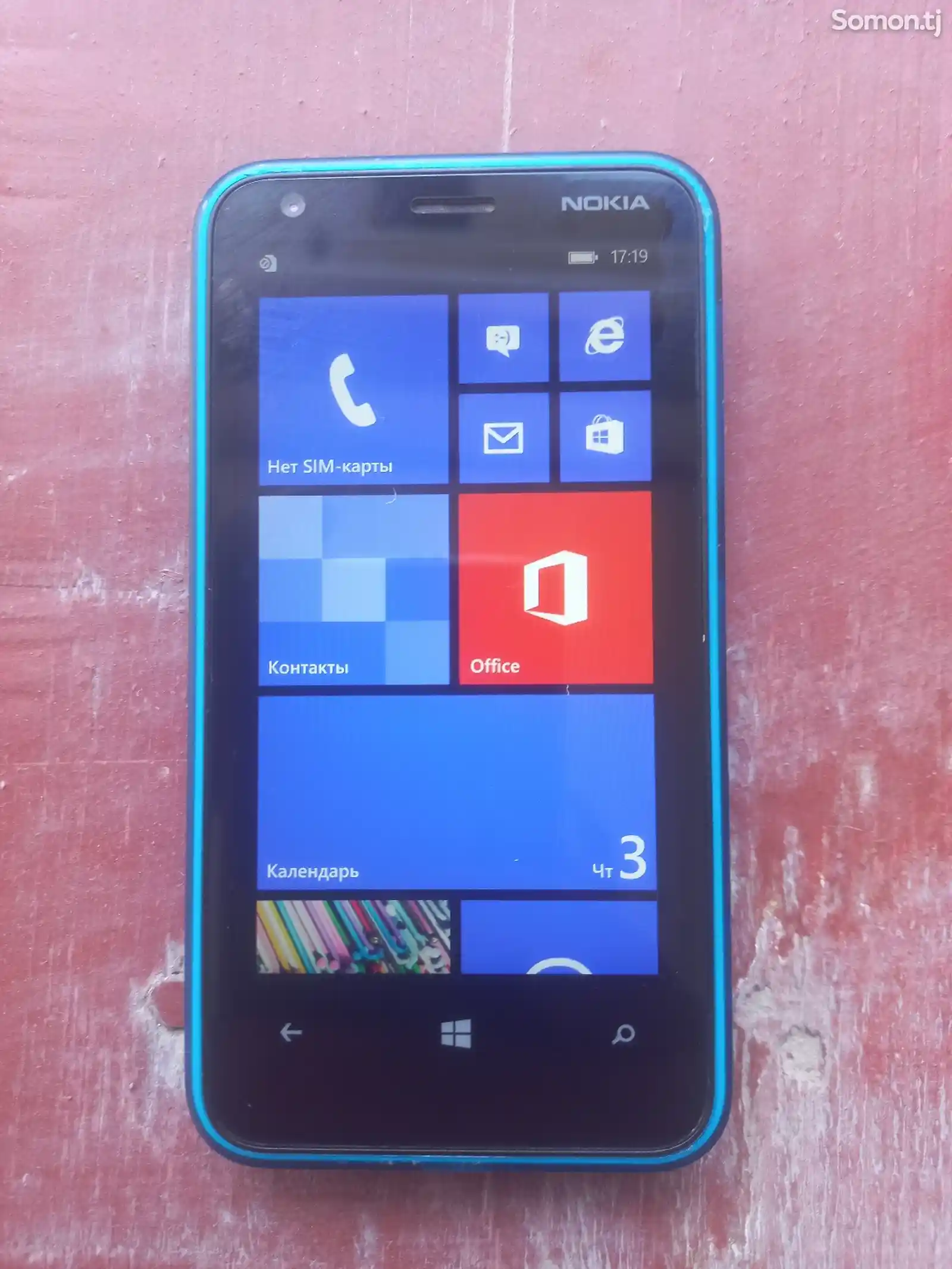 Nokia Lumia 620-1