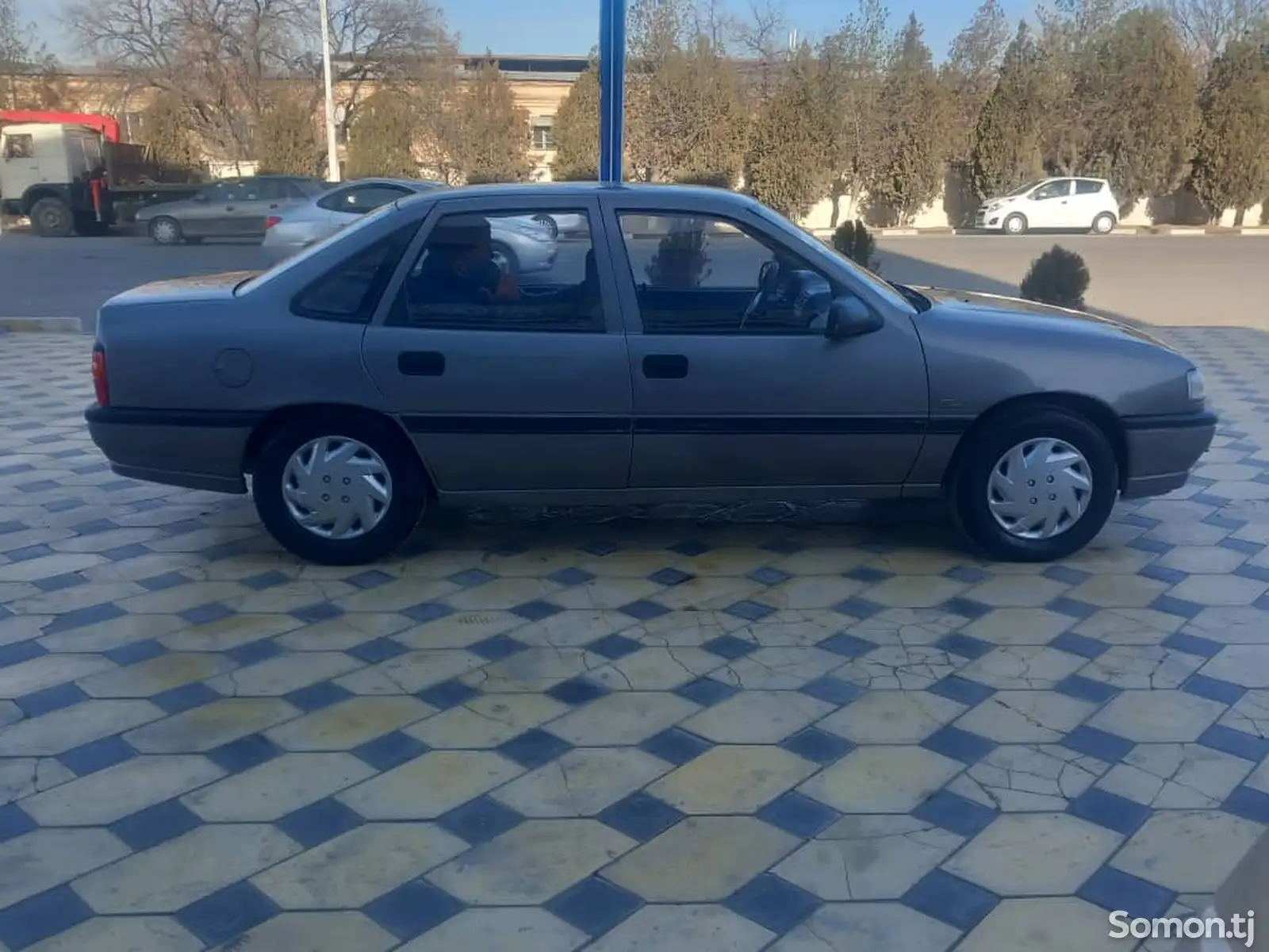 Opel Vectra A, 1992-1