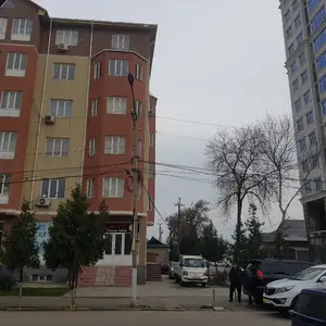 2-комн. квартира, 3 этаж, 78 м², Центр, Регар Плаза