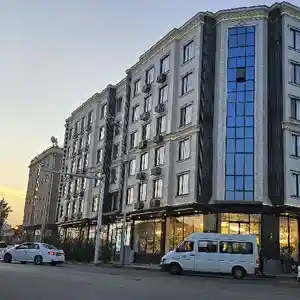 3-комн. квартира, 5 этаж, 64 м², Фирдавси