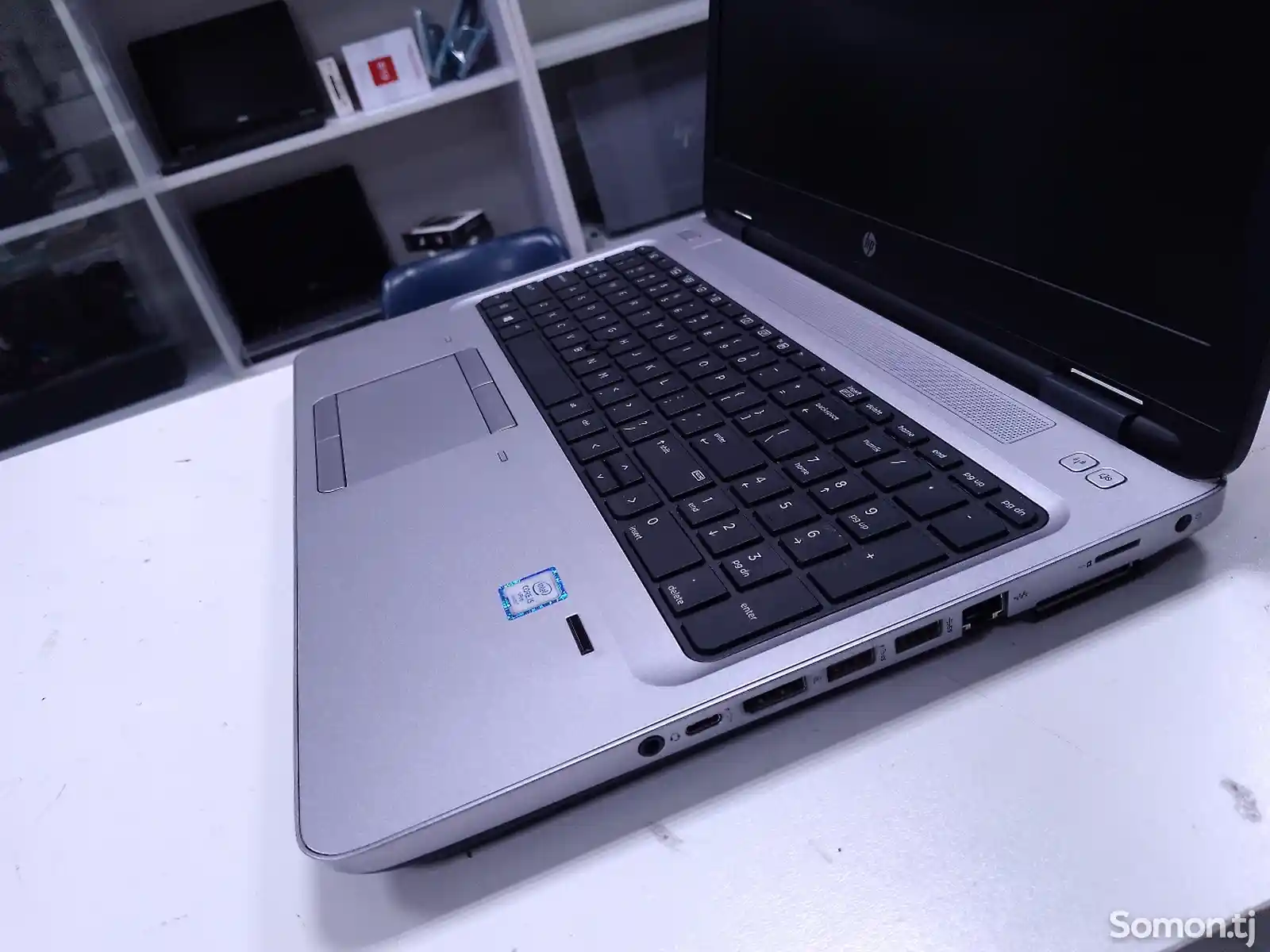 Игровой ноутбук HP core i3 6TH-3