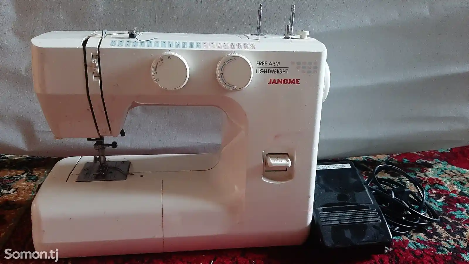 Швейная машинка Janome-1