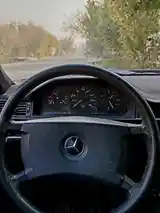 Mercedes-Benz W124, 1989-7