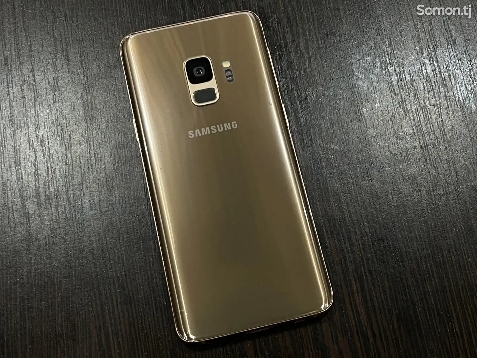 Samsung Galaxy S9 Gold Duos-1