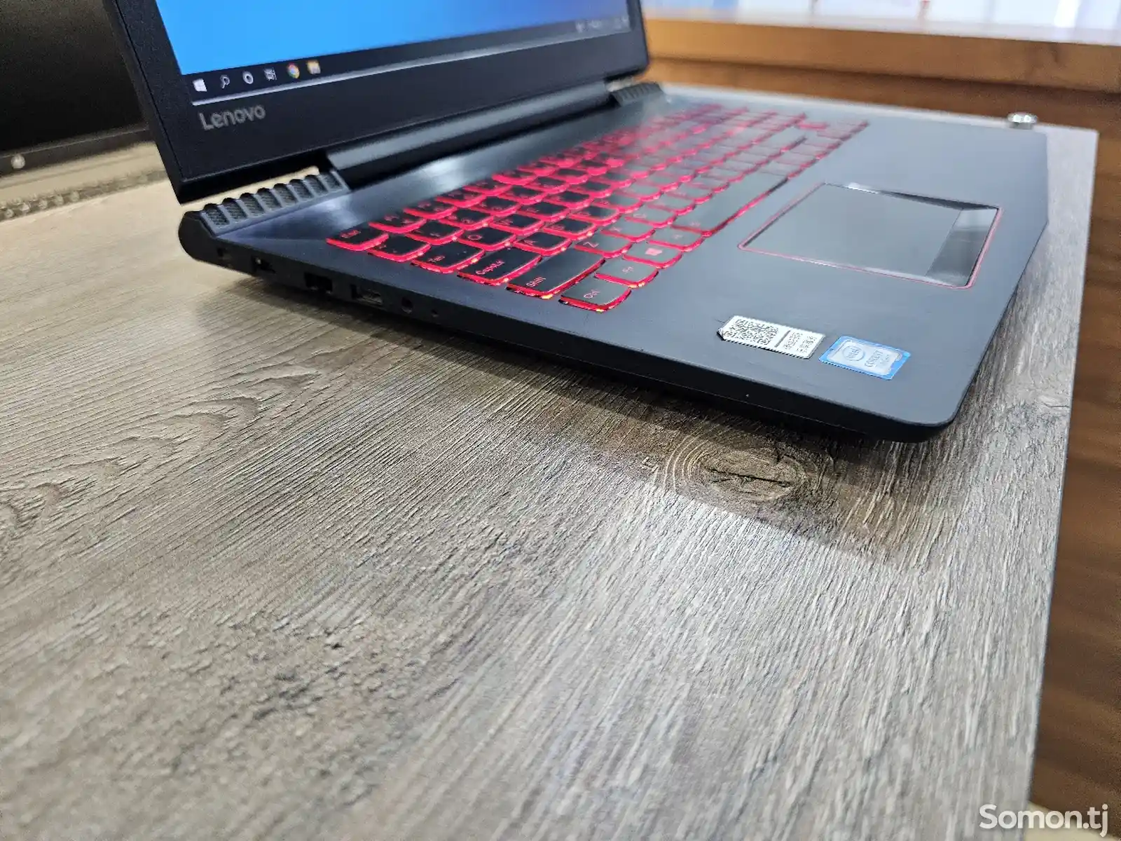 Ноутбук Lenovo Legion Core i7-7700HQ / 8GB / GTX 1050 2GB / SSD 512GB-6