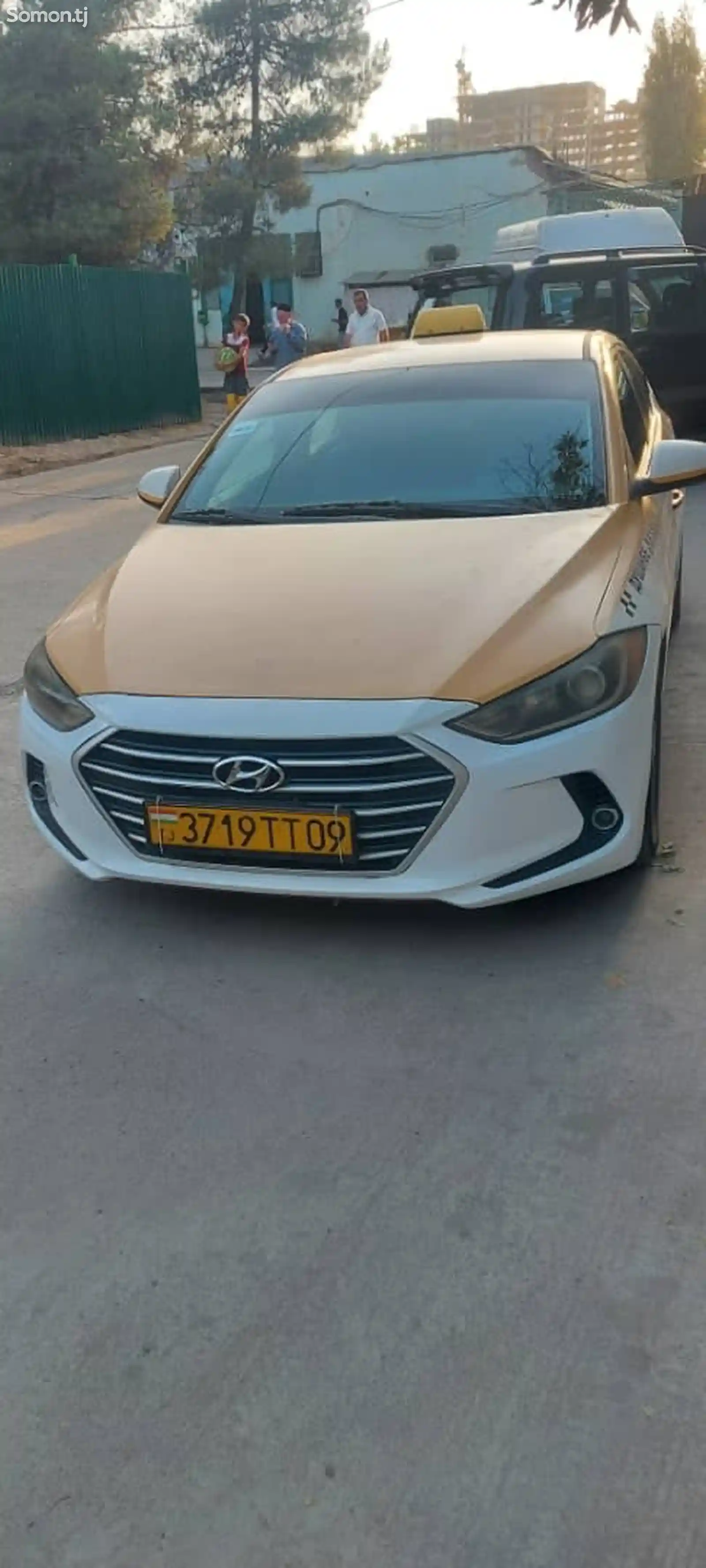 Hyundai Elantra, 2017-1