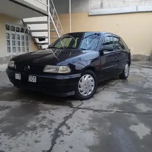 Opel Astra F, 1995