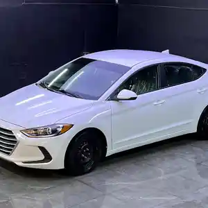 Hyundai Elantra, 2017