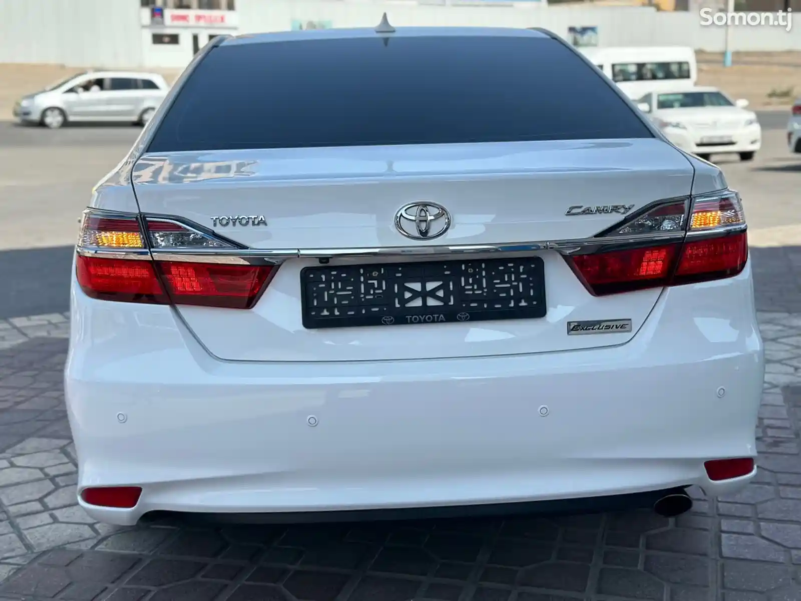 Toyota Camry, 2017-4