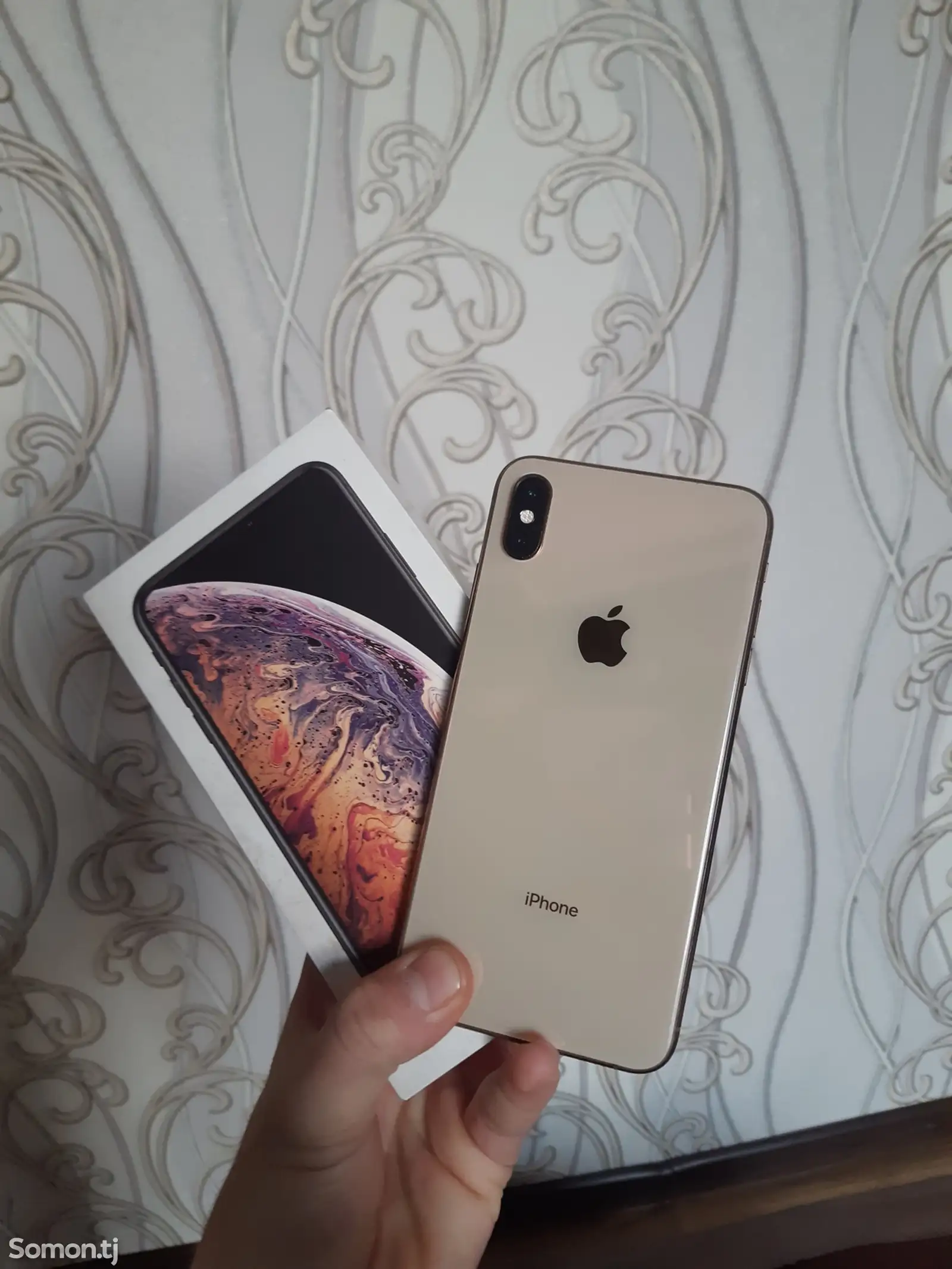 Apple iPhone Xs Max, 64 gb, Gold-1