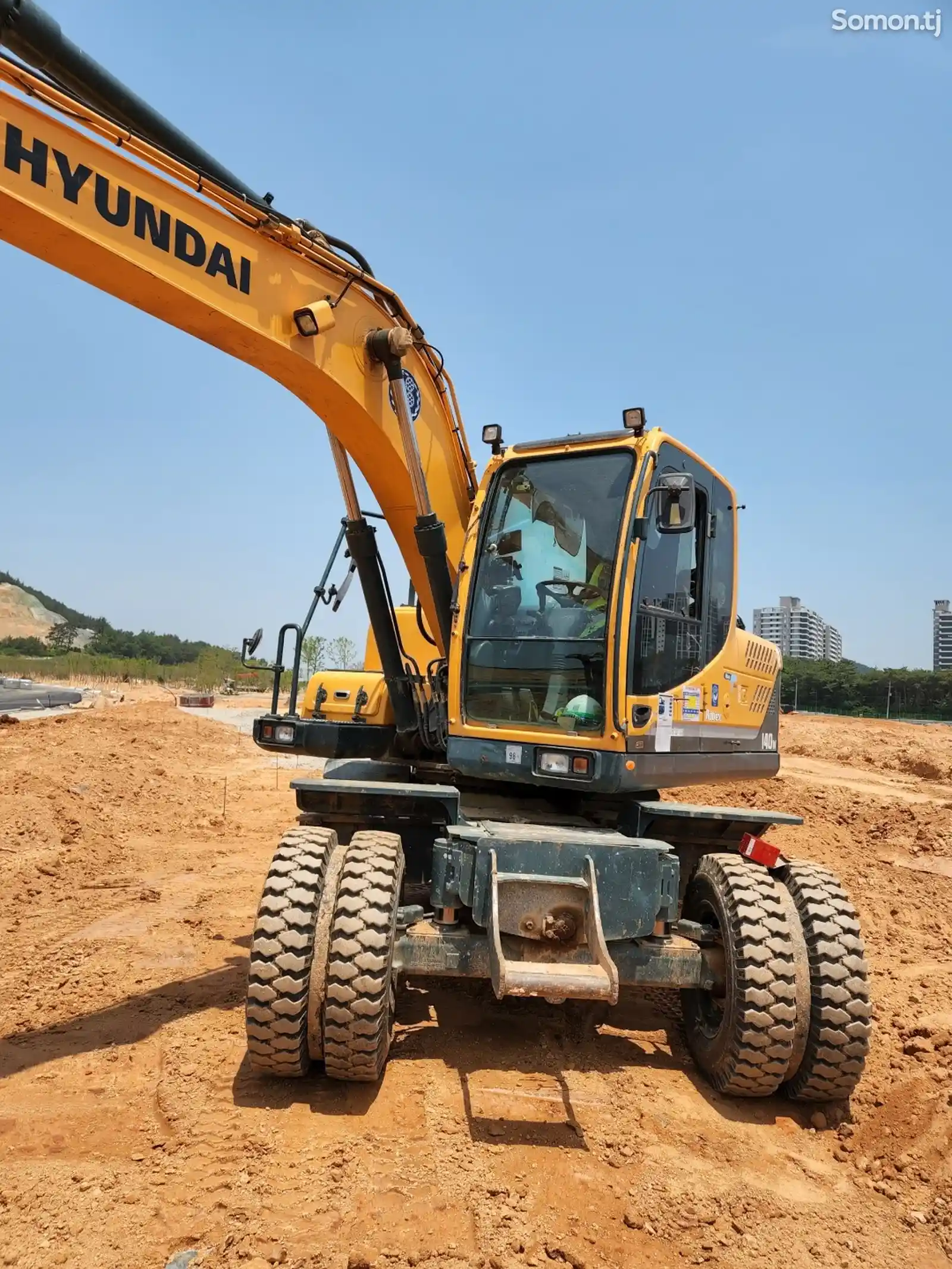 Экскаватор Hyundai R140W-6